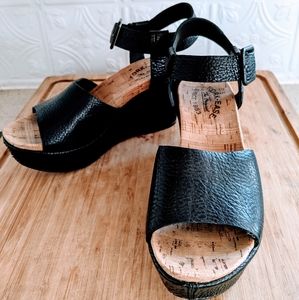 Kork-Ease Keirn Platform Sandal - Black, Size 6